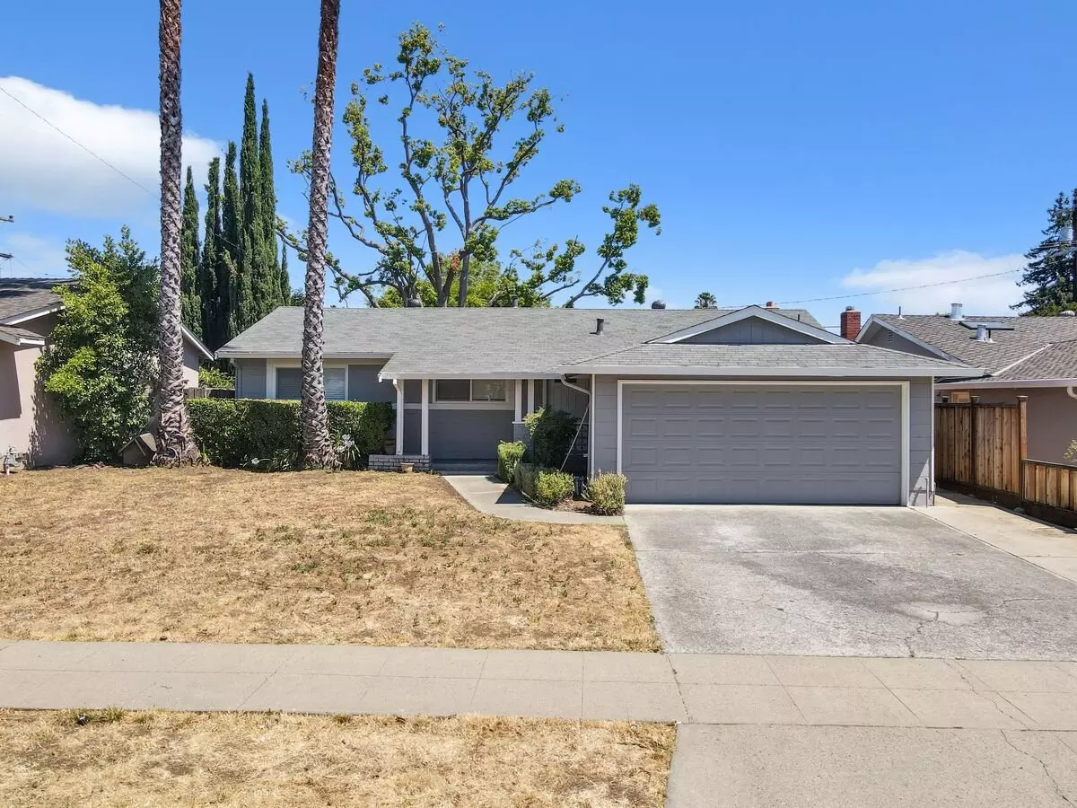 4483 Alex Dr photo 4