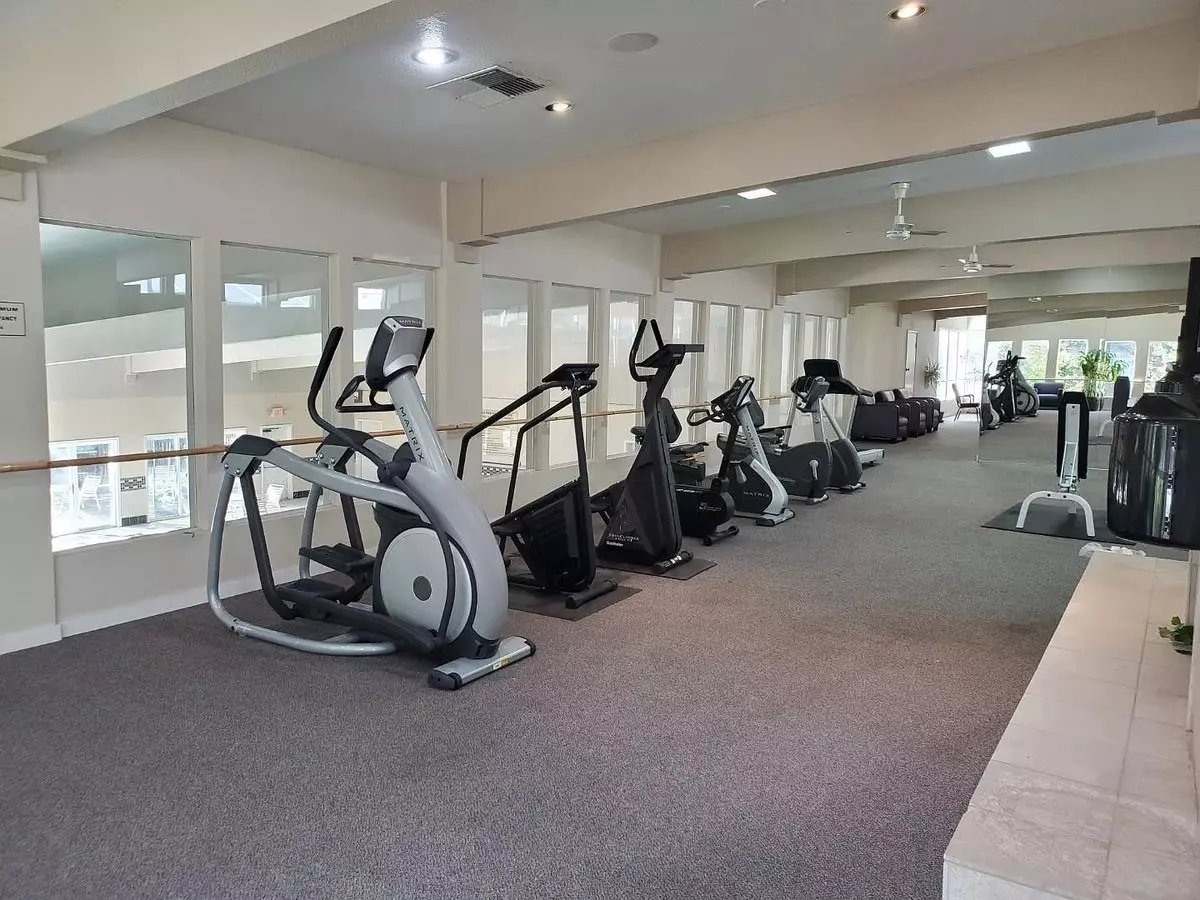 Remodeled 1br Condo With Resort-style Amenities & A/c ? Prime San Jose