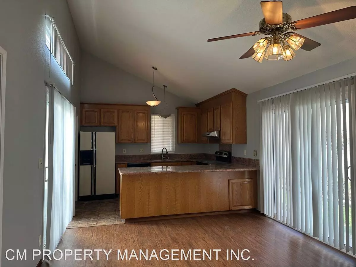 158 Banana Grove Ln photo 3