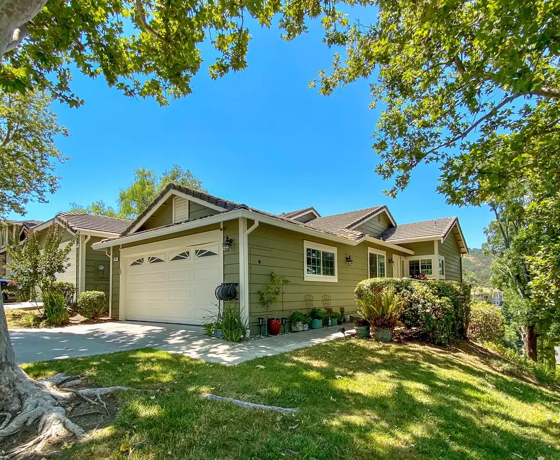1231 Charise Ct photo 3