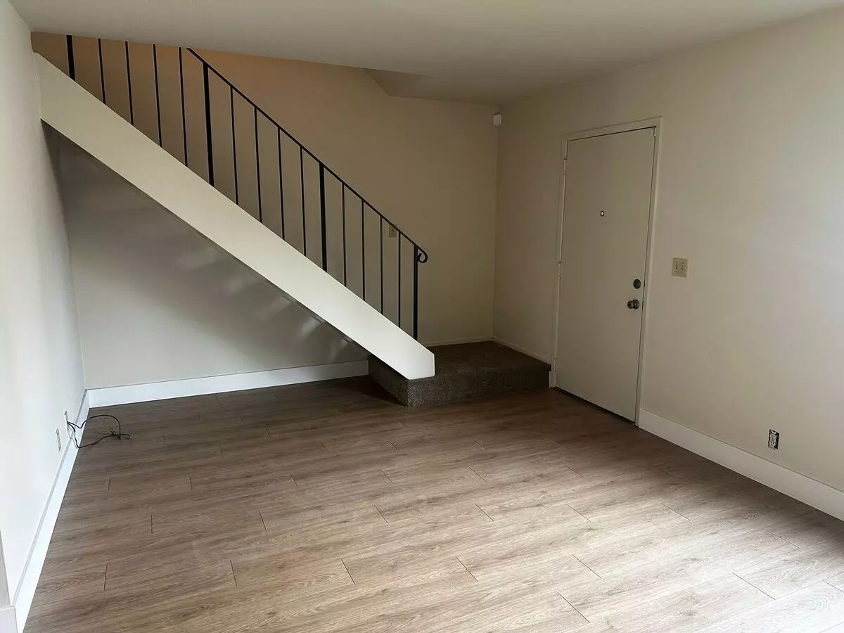 1440 Stokes St San Jose, CA 95126 photo 2