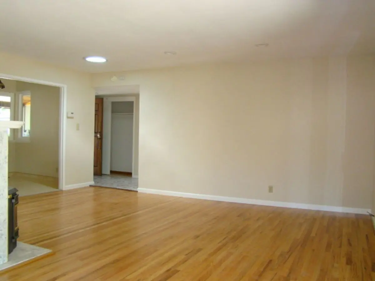 Single Family House, Storage Space, 4-bedroom, Bonus Room photo 3