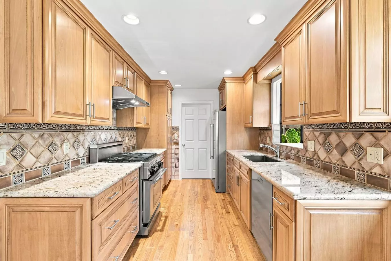 Single-story Charm Near Parks, Trails And Top-rated Schools! photo 5
