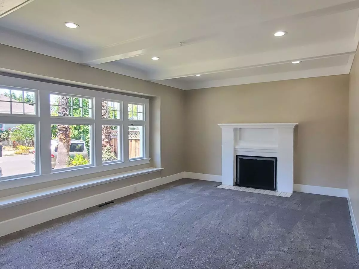 5BR/2BA Apartment on S 12th St · San Jose photo 5