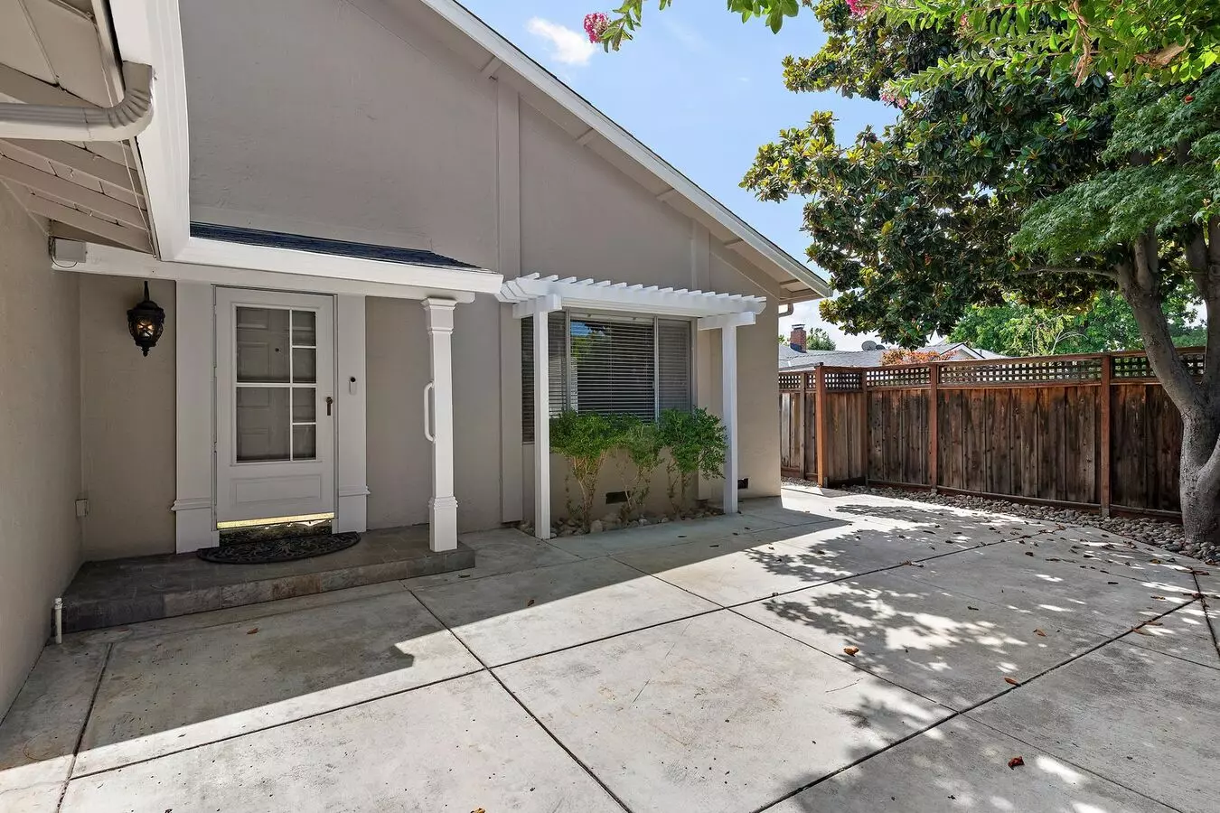 Spacious Single-family Home In Great Location! photo 2