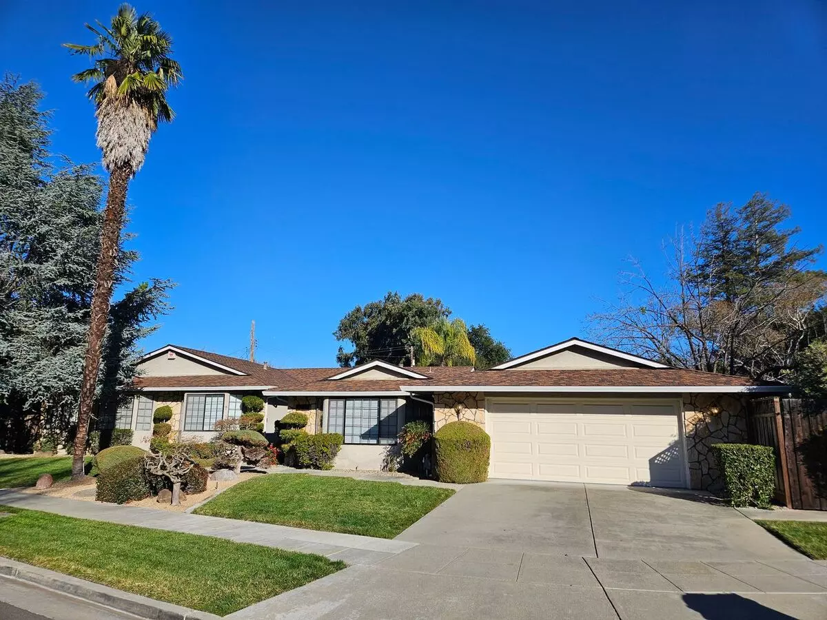1014 Twin Brook Dr San Jose, CA 95126 photo 2