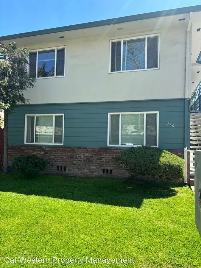 ~TOP FLOOR 1 BEDROOM IN ROSE GARDEN AREA~ photo 2