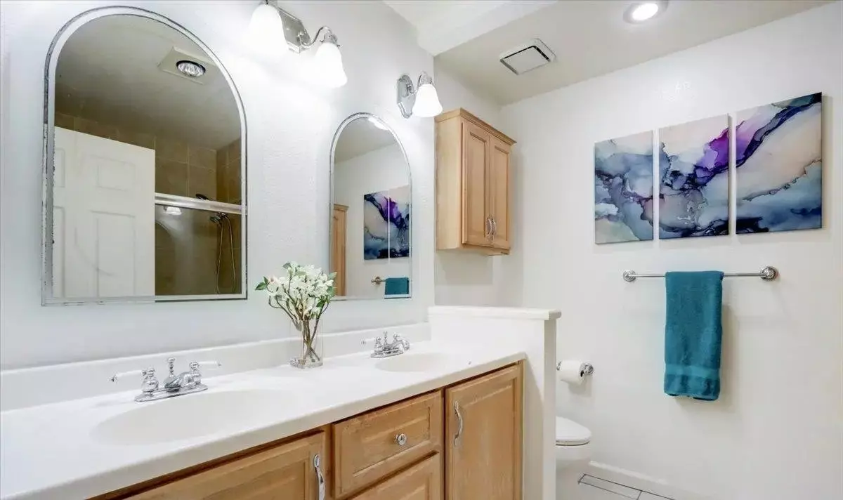 1024 Summermist Ct photo 5