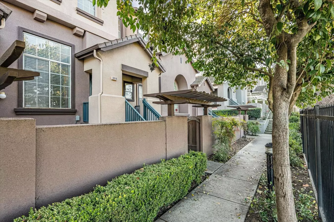 Townhome with AC photo 2