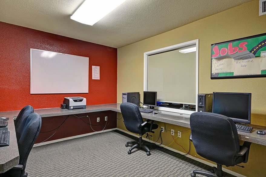 Turnleaf Apartment Homes photo 4