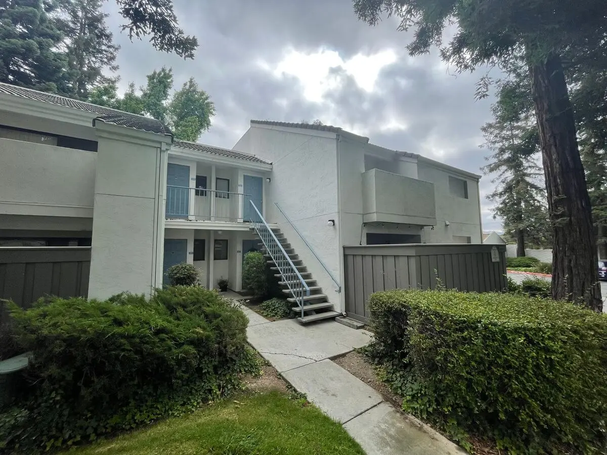 Beautiful 2-bedroom, 2-bath Condo In Berryessa - Pool, In-unit Laundry &amp; Great Location! photo 2