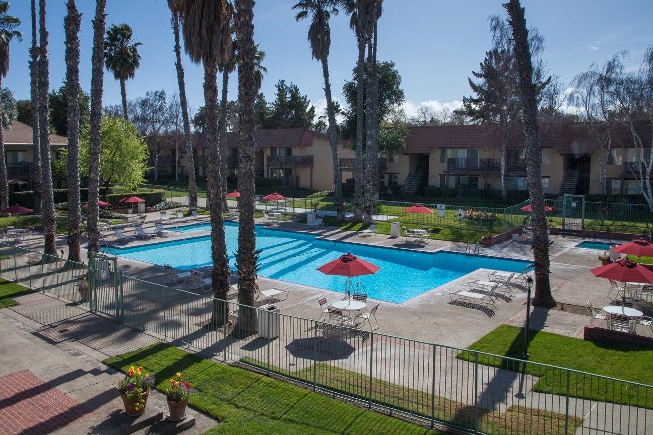 Valley West Apartments photo 2