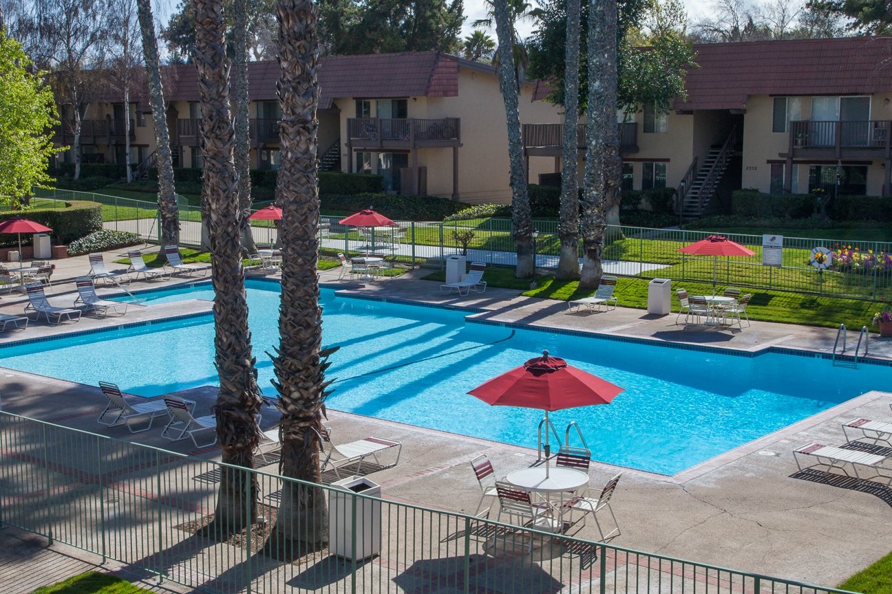 Valley West Apartments photo 4