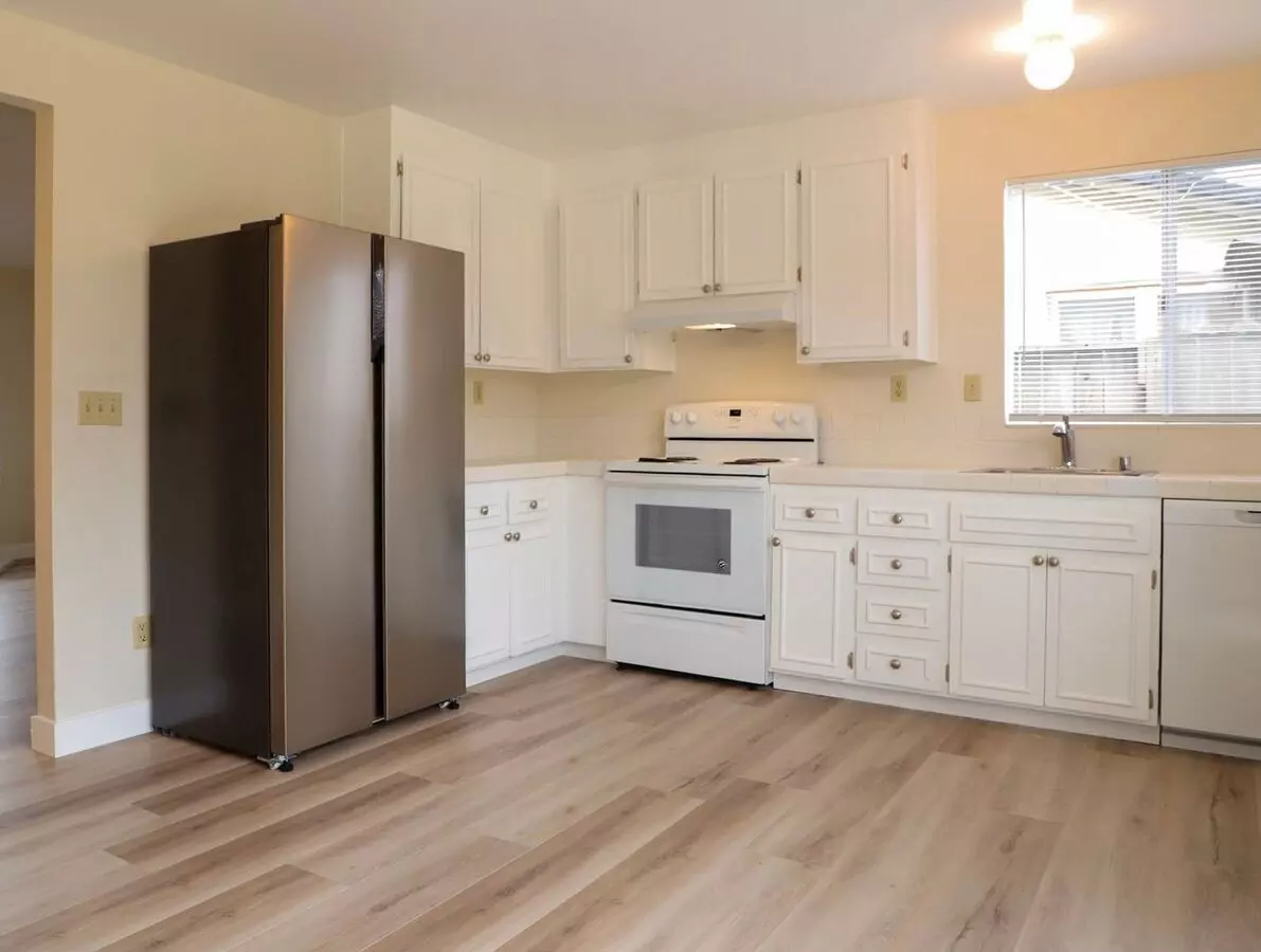 Welcome Home!!! - 3 Bedroom 2 Bath photo 4