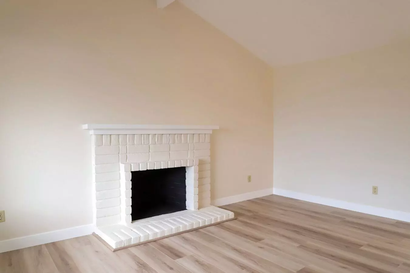 Welcome Home!!! - 3 Bedroom 2 Bath photo 5