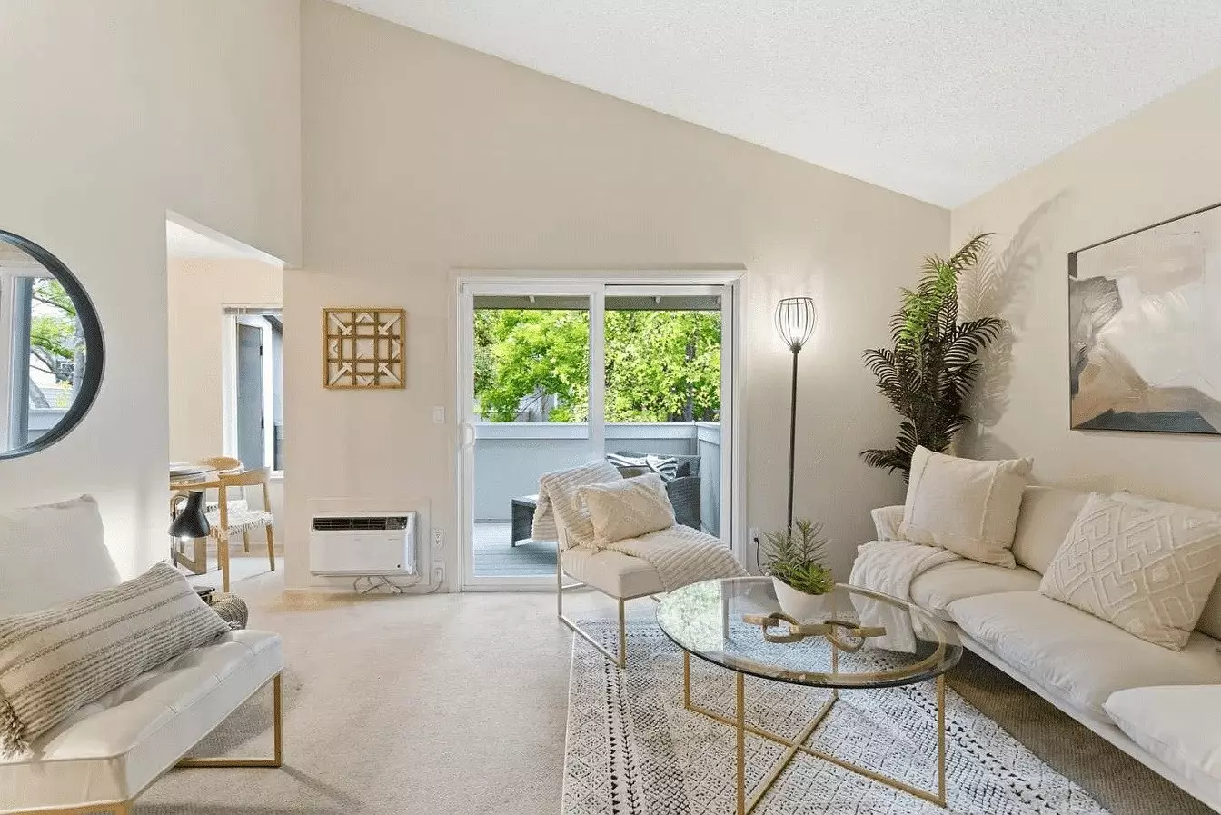 Well Maintained 1 Bed/1bath
