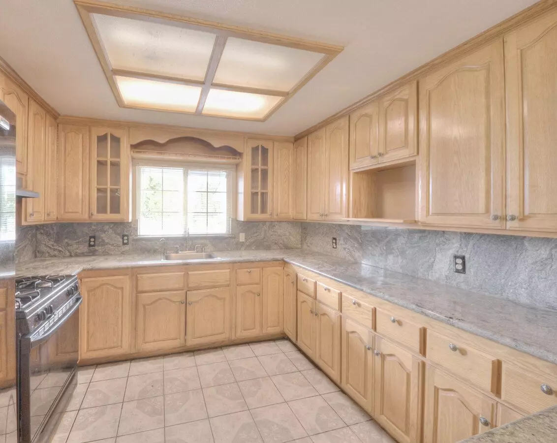 3462 Mount Prieta Dr photo 4