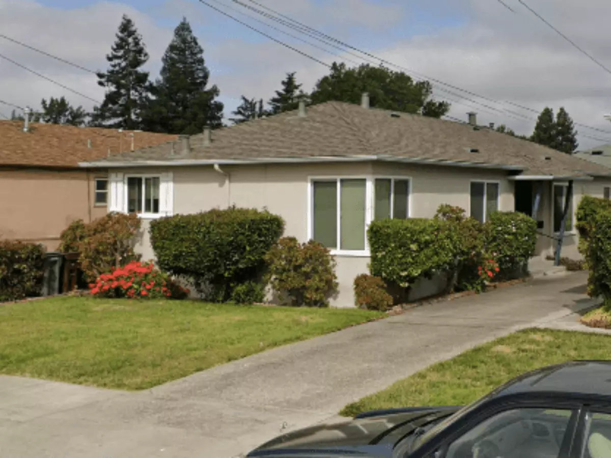 1261-1269 147th Ave photo 4