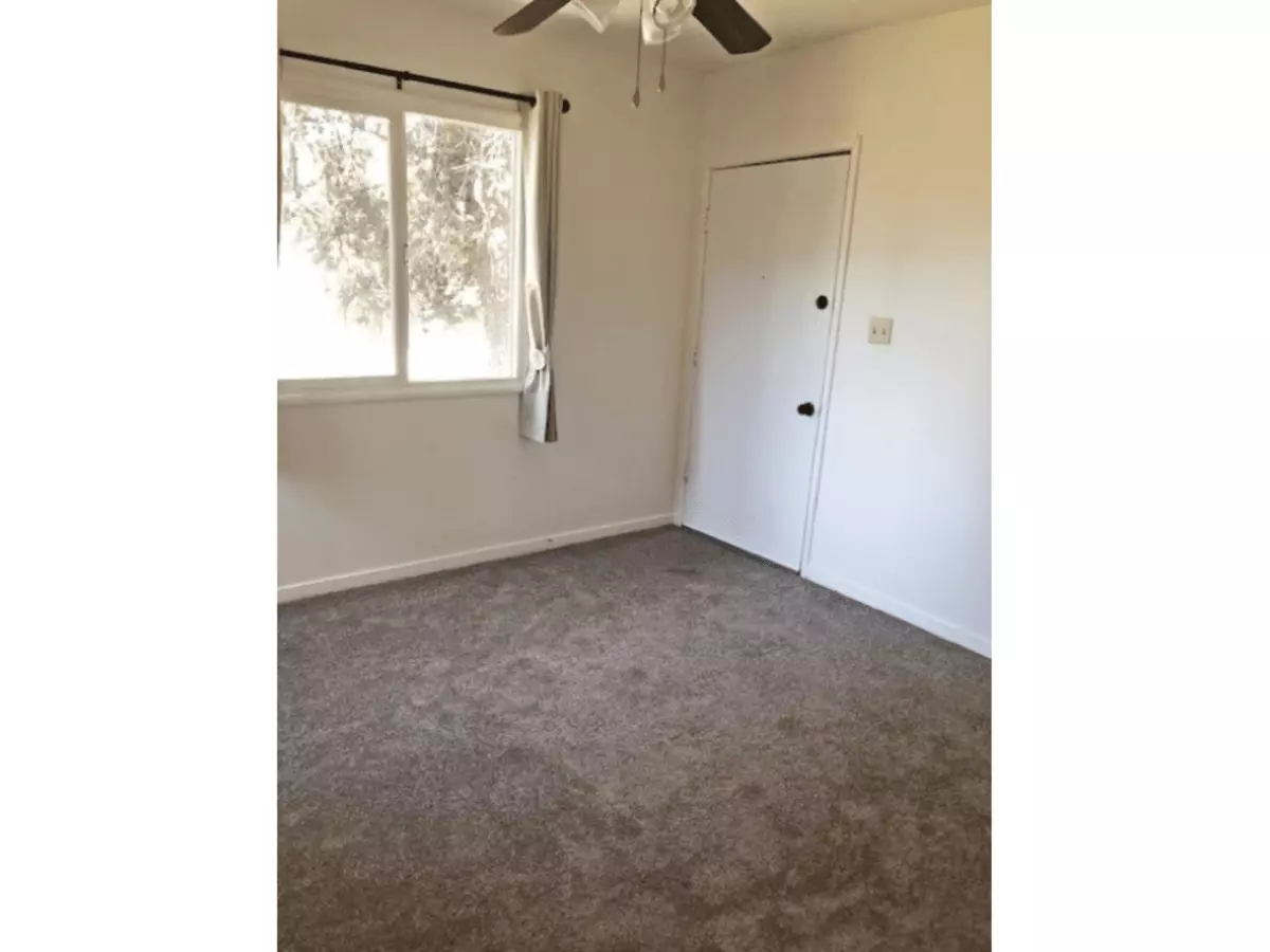 16701-16705 Liberty photo 5
