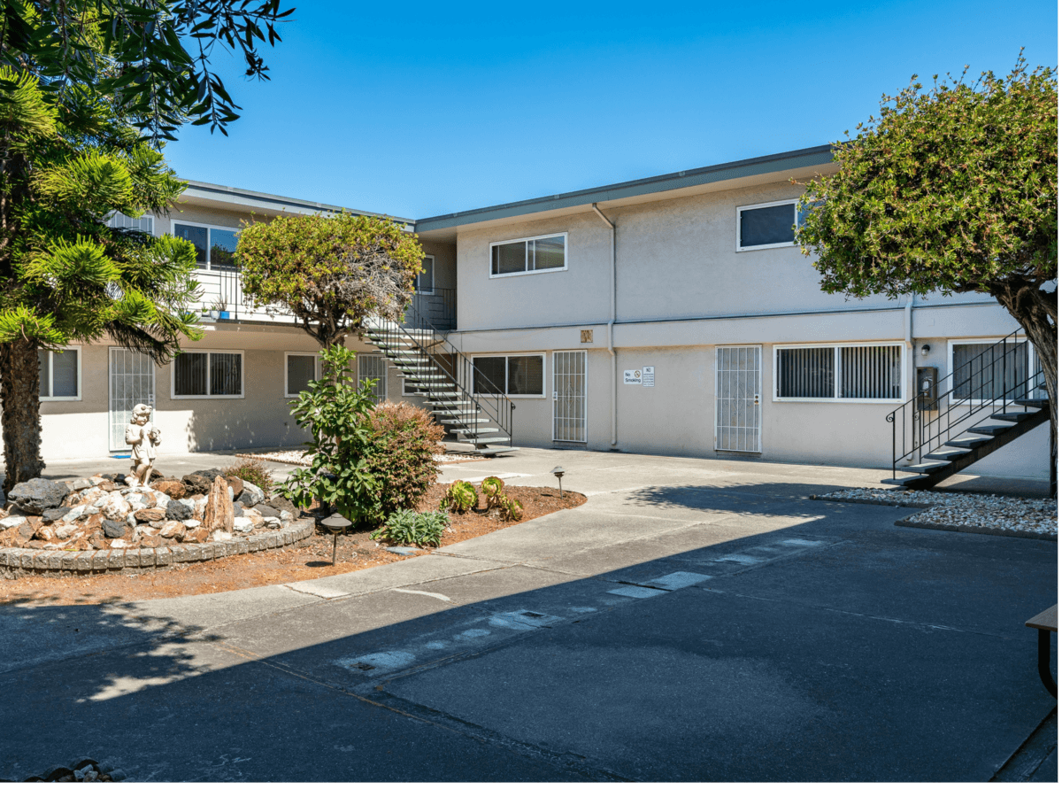 Marina Apartments photo 3