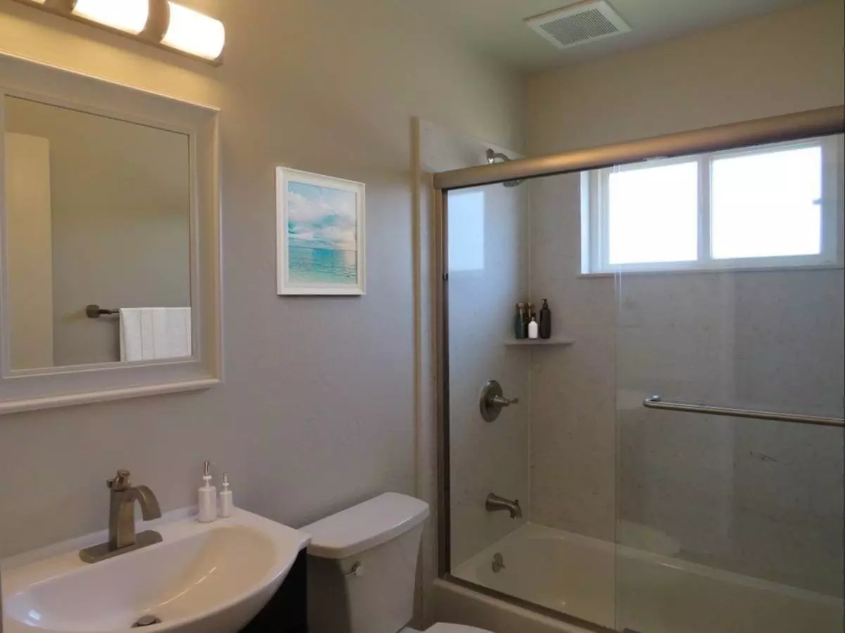 Marina Apartments photo 5