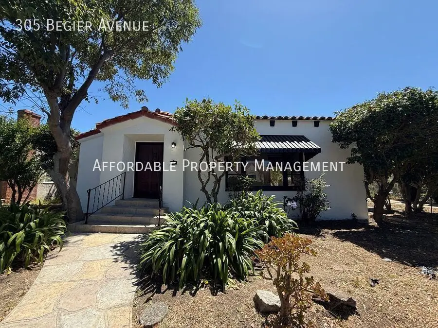 305 Begier Ave photo 2