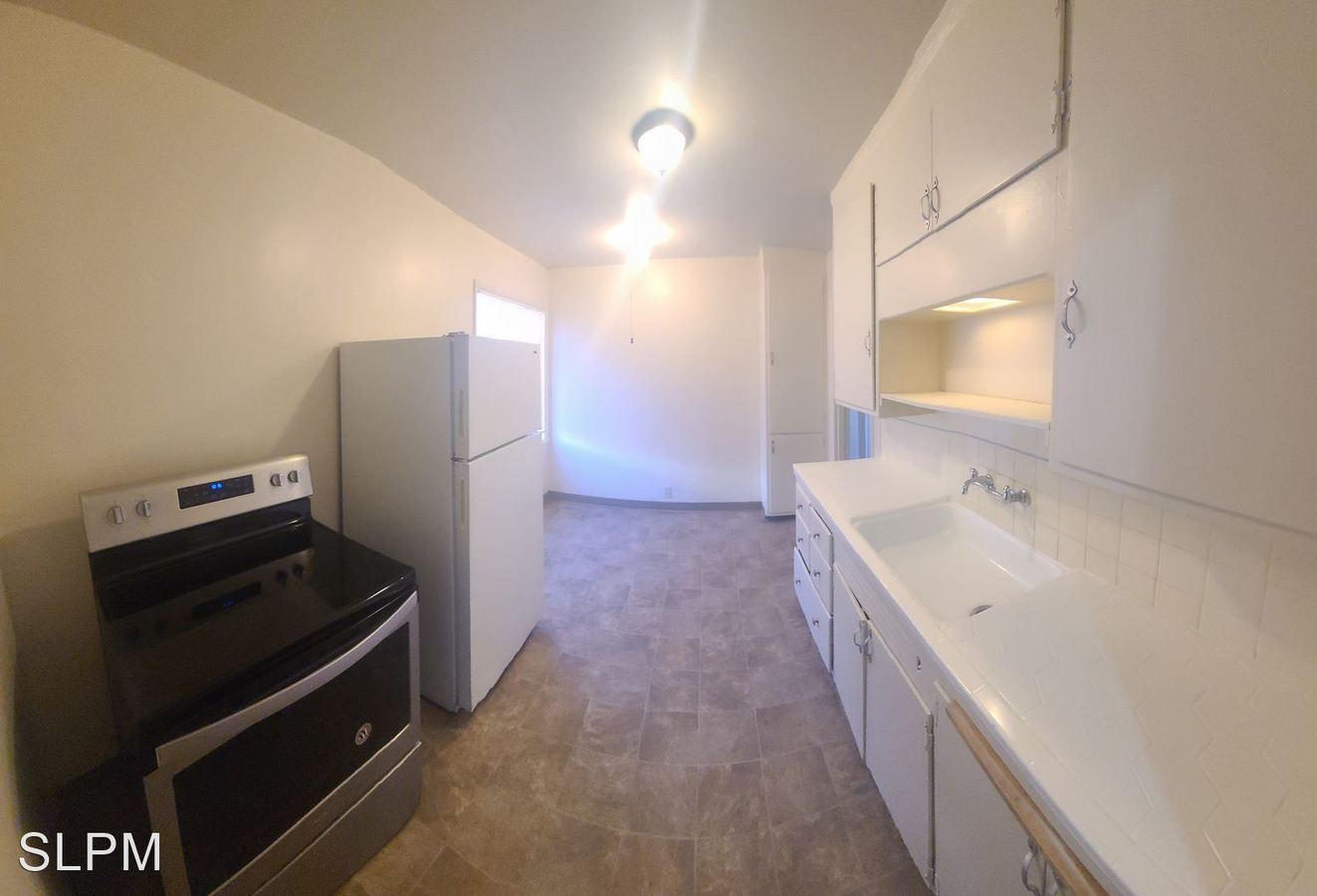 396-398 Bristol Boulevard, San Leandro, CA 94577 photo 3