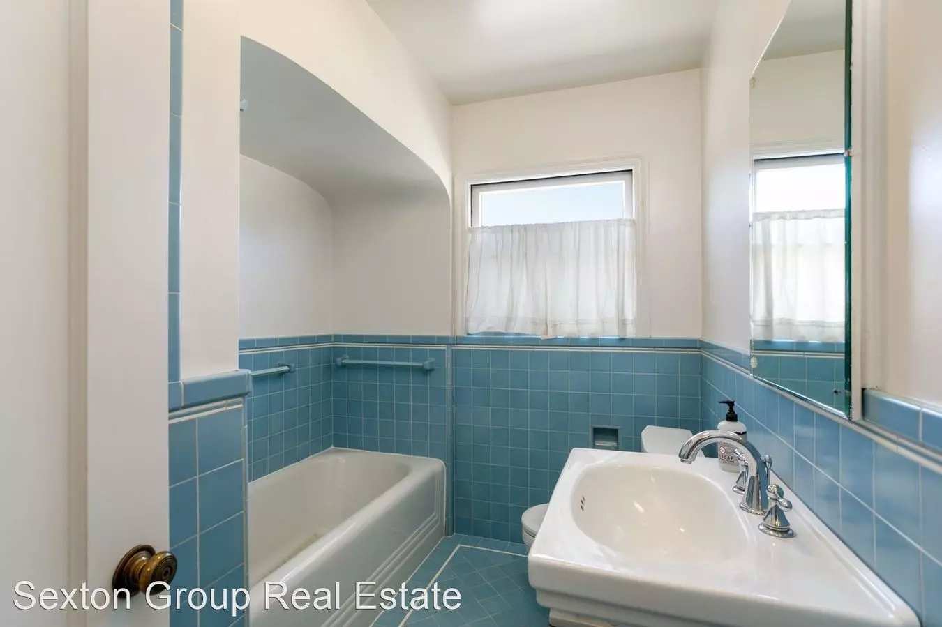 818 Collier Dr photo 5
