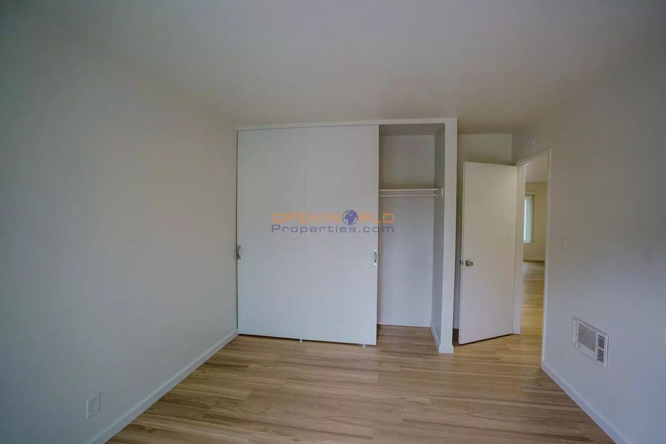 Bancroft Avenue, 414 photo 5