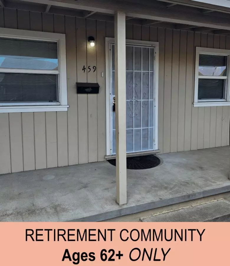 Retirement Community: Renovated Residence Hidden Gem 2 Bed/1 Bath - San Leandro photo 2