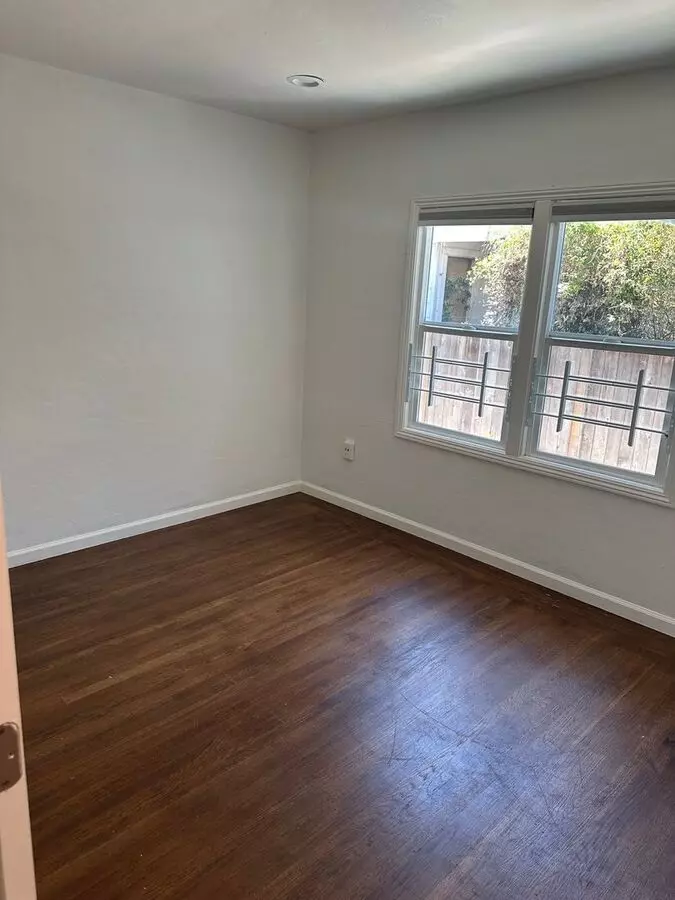 Spacious 2 Bedroom In Great San Leandro Neighborhood photo 5