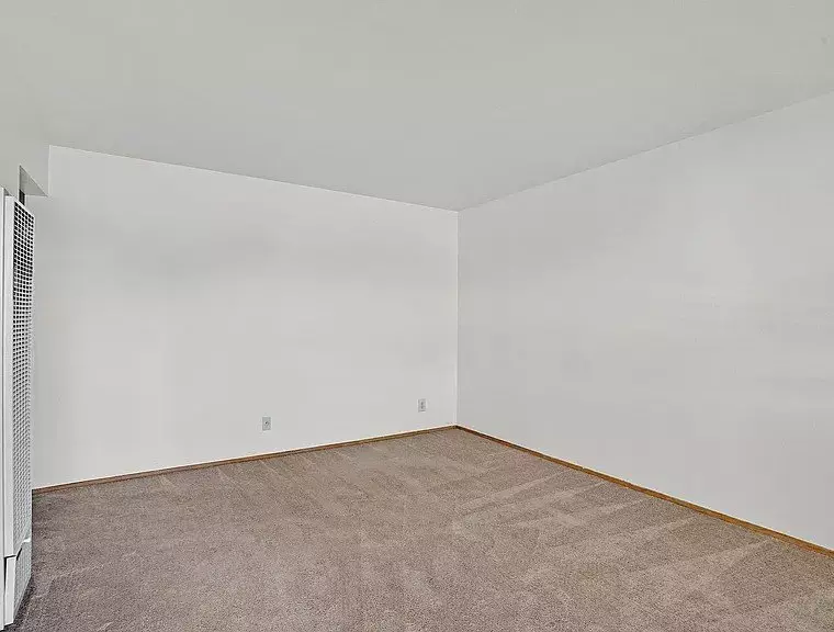 Upstairs One Bedroom Unit photo 5