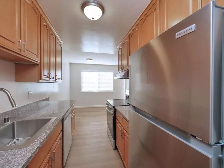 Buckeye Apartments photo 3