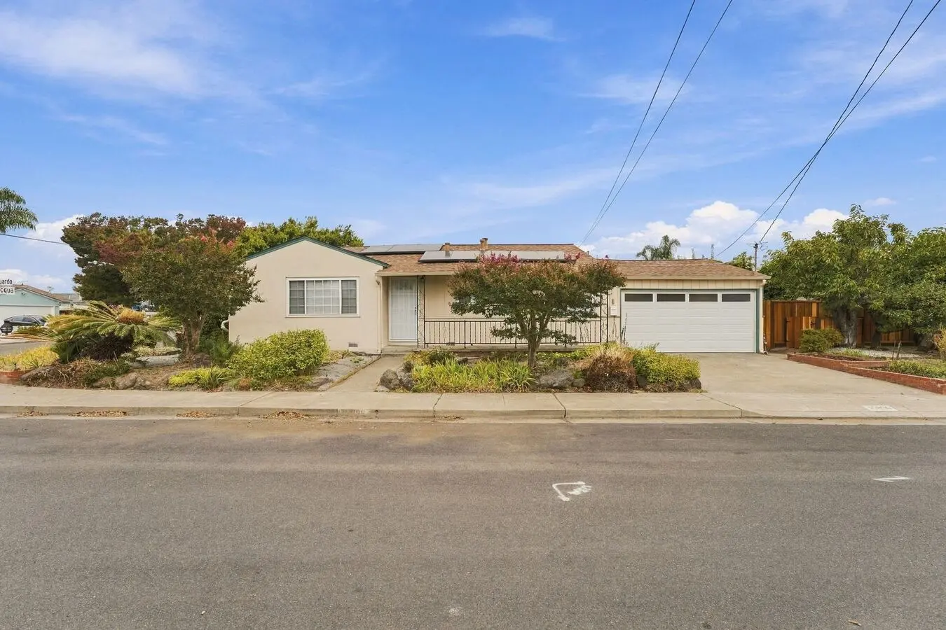 Freshly Remodeled 3-bedroom San Lorenzo Corner Lot Home W/ Solar
