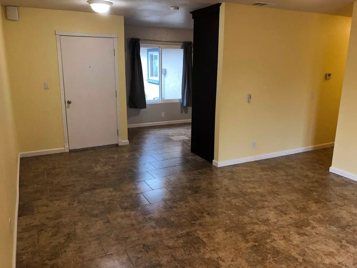3852 La Campana Court, San Marcos, CA 92078 photo 2