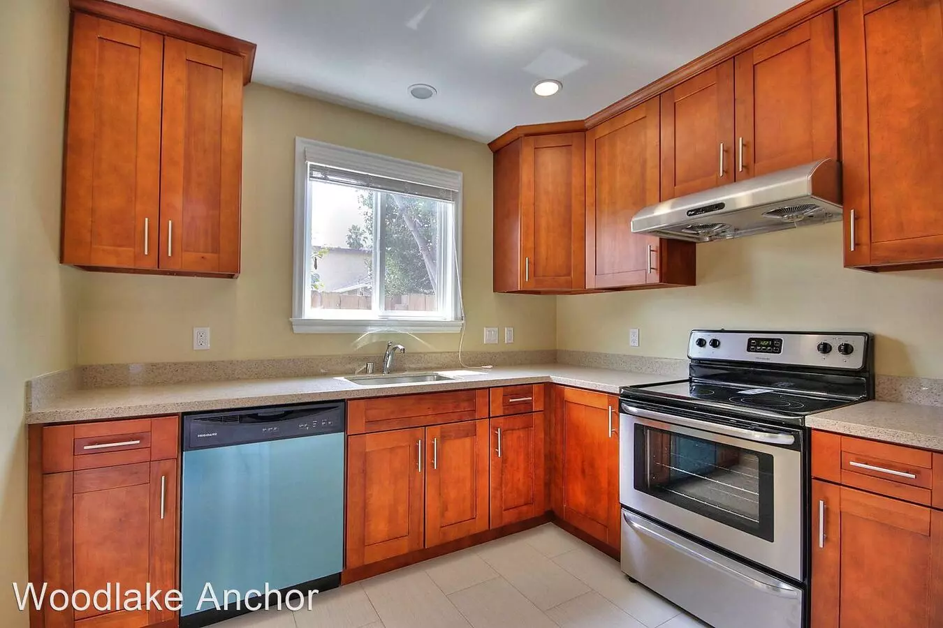 105 23rd Avenue, San Mateo, CA 94403 photo 2