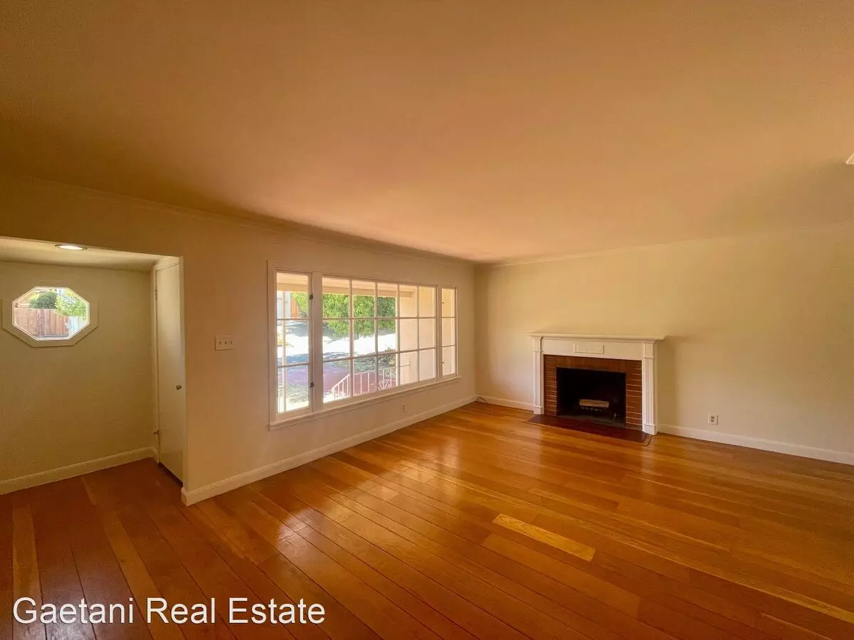 148 Burbank Avenue, San Mateo, CA 94403 photo 2