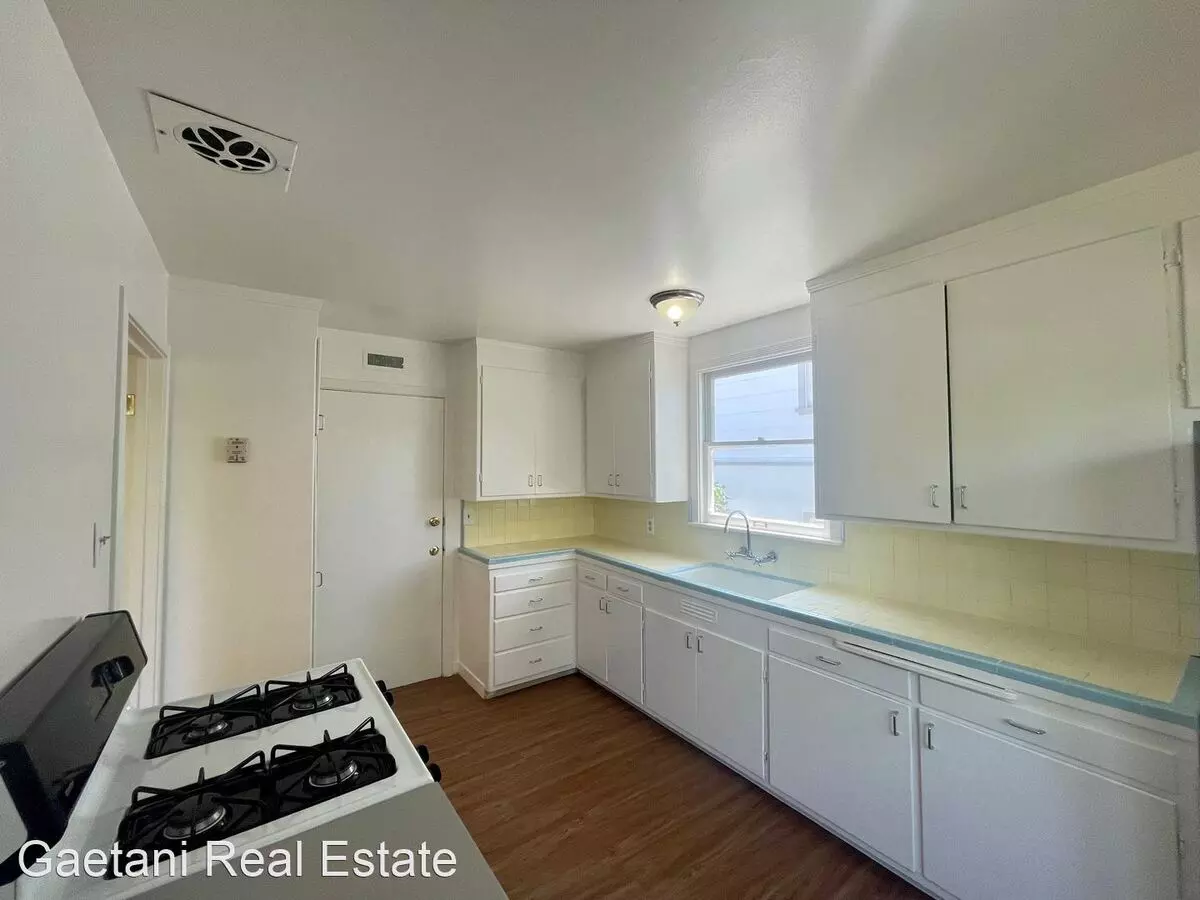 148 Burbank Avenue, San Mateo, CA 94403 photo 5