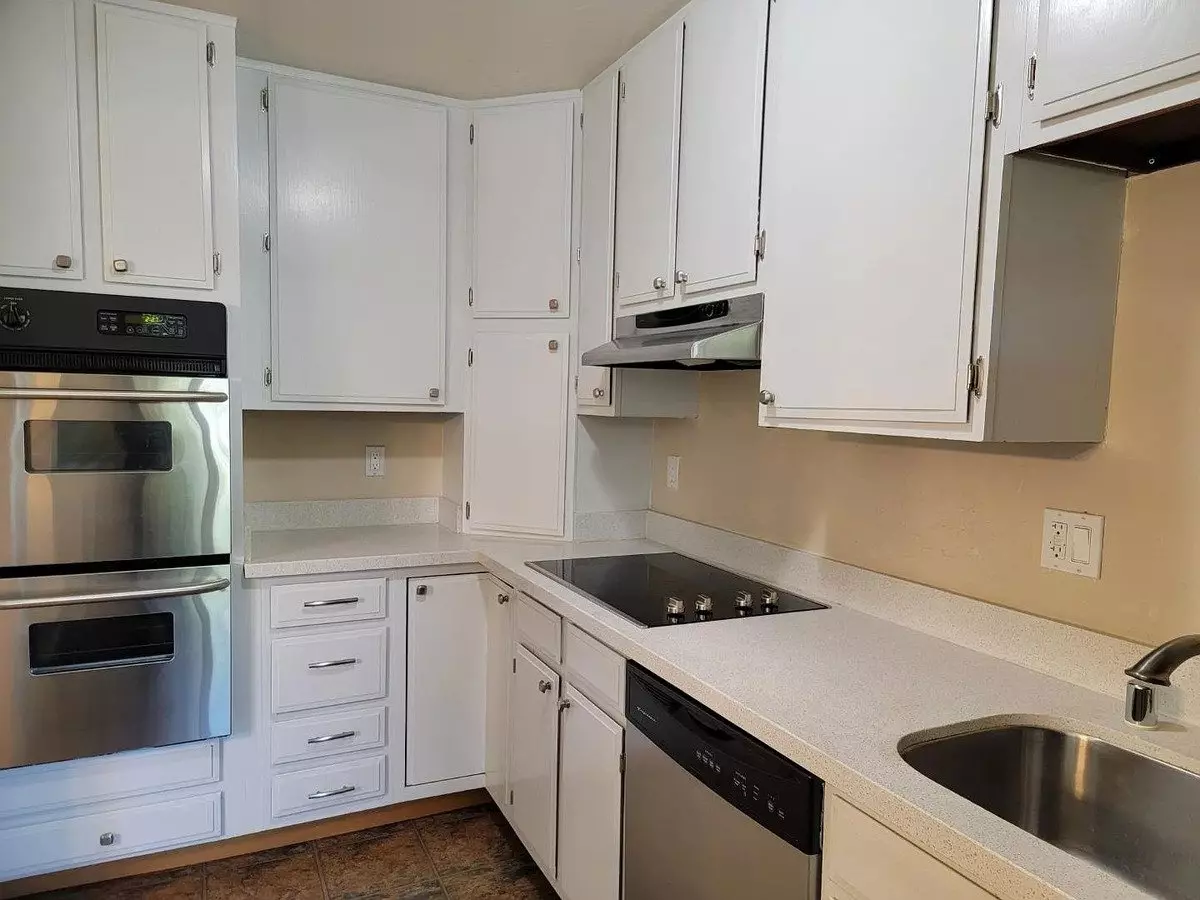 1BR/1BA floor plan