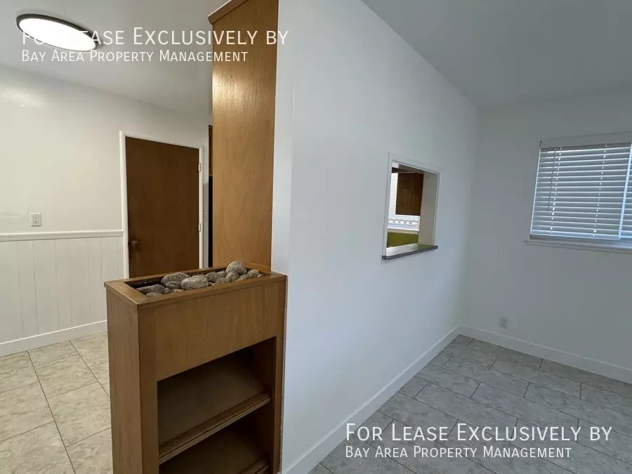 2247 Salisbury Way, San Mateo, CA 94403 photo 5