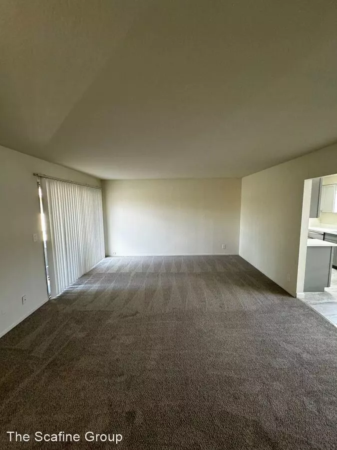 448 Studio Circle photo 4