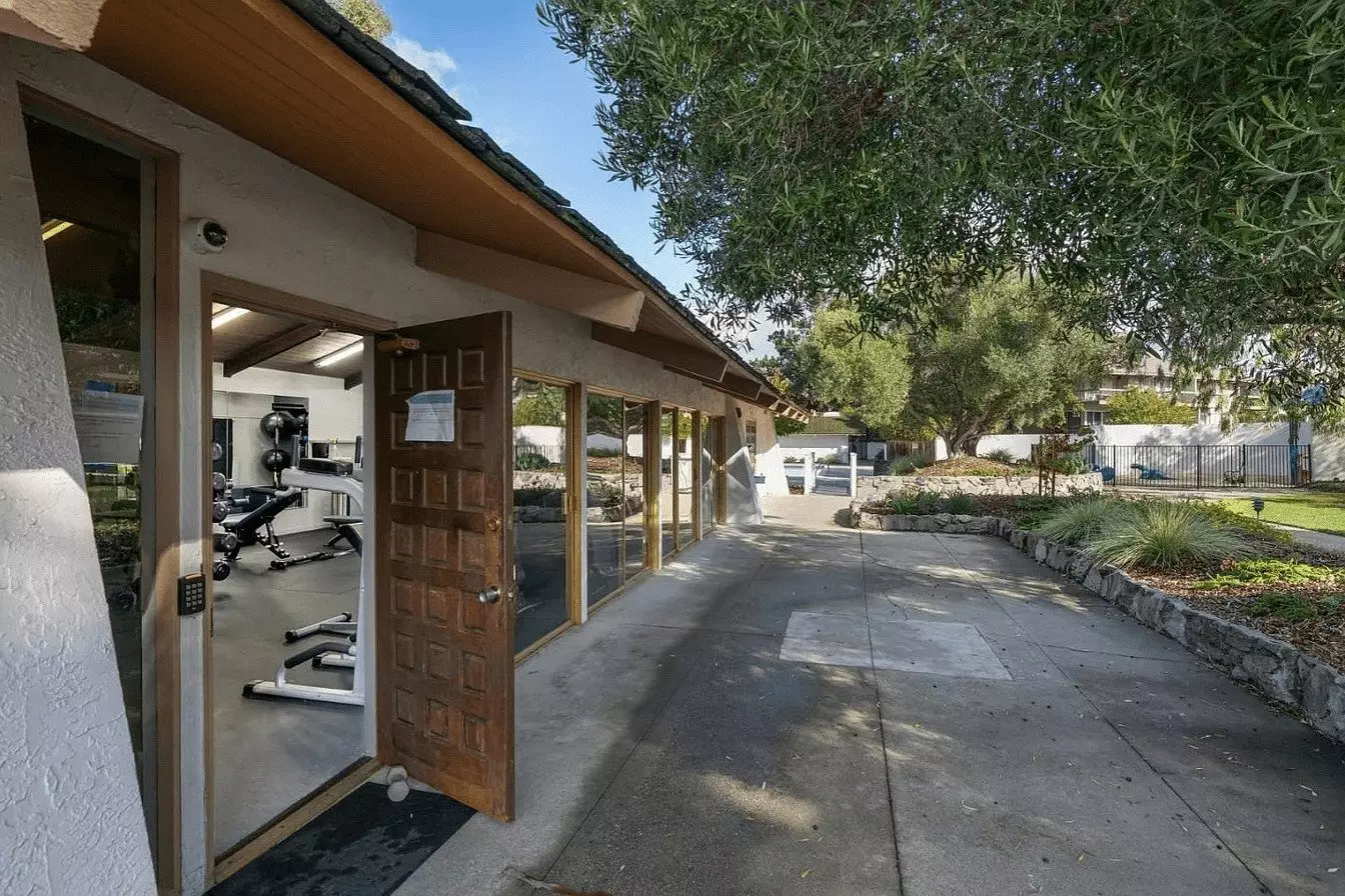 490 Mariners Island Boulevard, San Mateo, CA 94404 photo 4