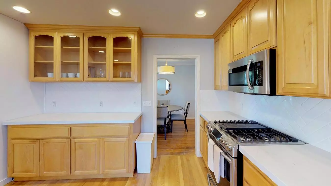 Private Bedroom in Delightful San Mateo Home With Lovely Patio photo 4
