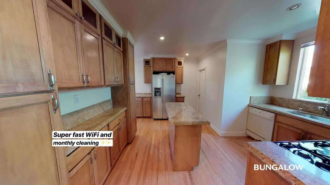 109 Hickory Lane, San Mateo, CA 94403 photo 2