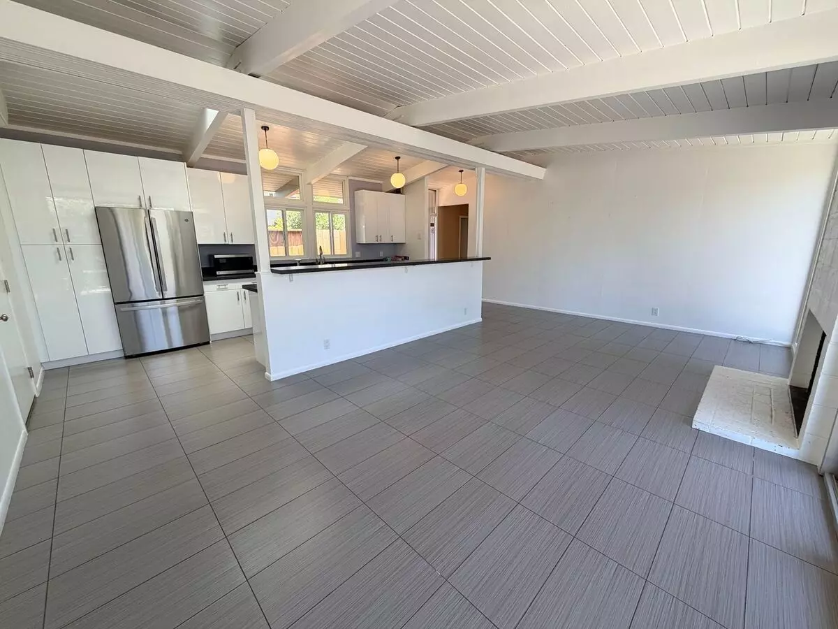 San Mateo 4Bed Eichler Home With Putting Green, Vegetable Garden &amp; Designer Finishes photo 4
