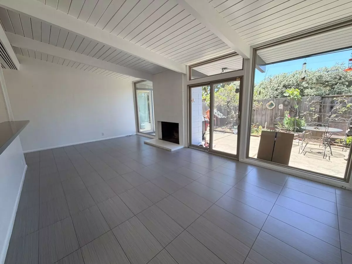 San Mateo 4Bed Eichler Home With Putting Green, Vegetable Garden &amp; Designer Finishes photo 2