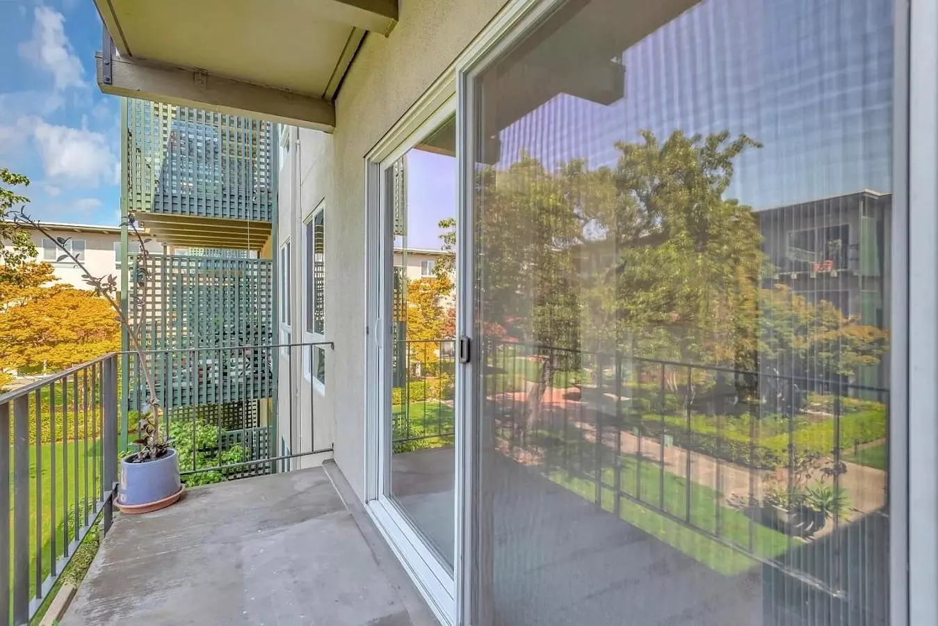 San Mateo Condo Features 1 Bedroom, 1 Bathroom photo 4