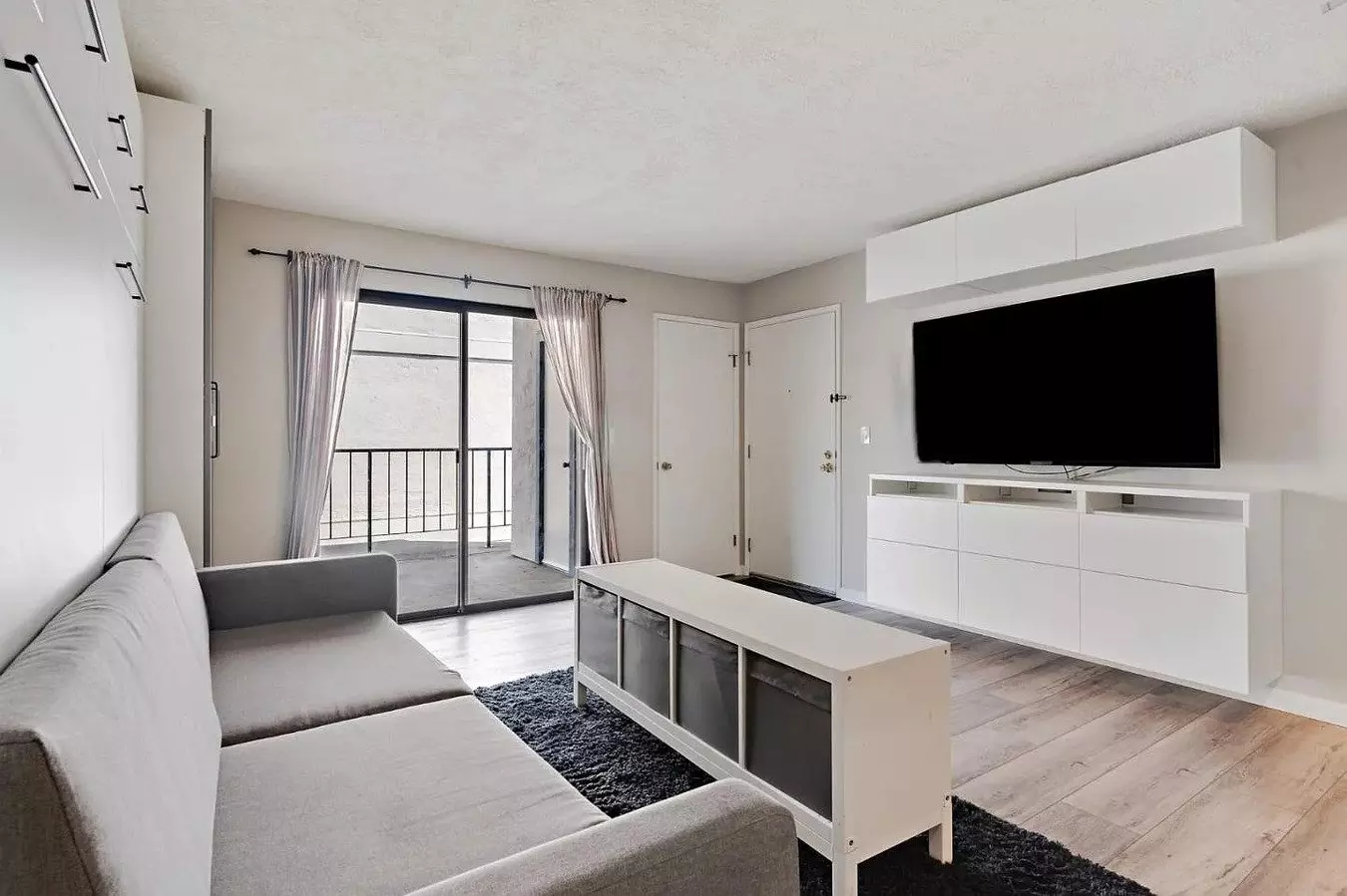 Seeking Comfortable, Turnkey Living photo 3