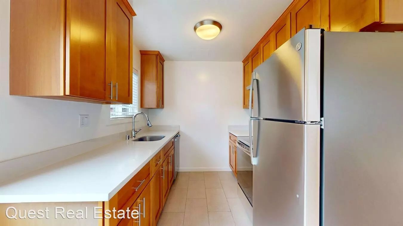 710 North Claremont Street, San Mateo, CA 94401 photo 5