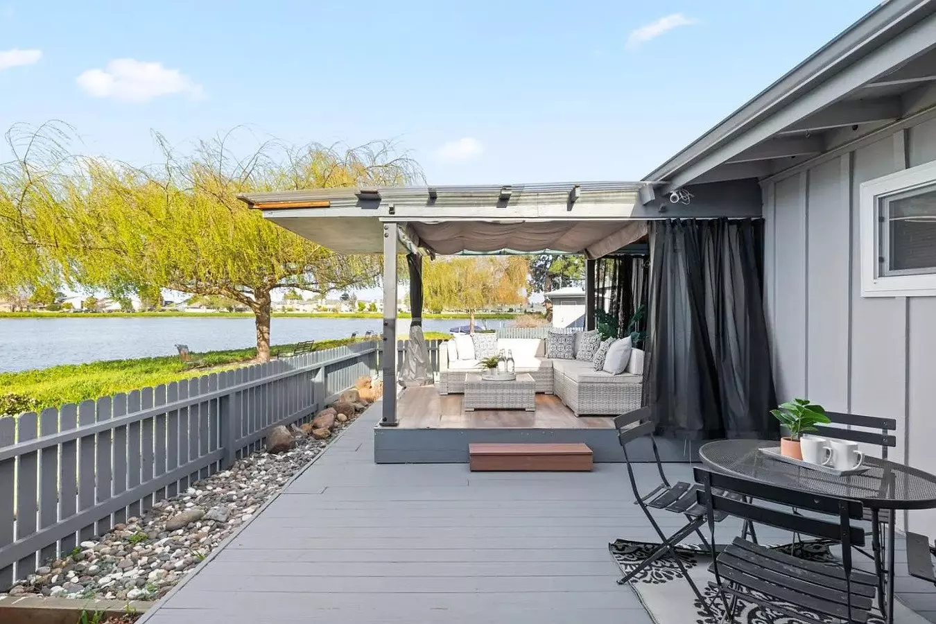 Your Own Private Waterfront Retreat photo 4